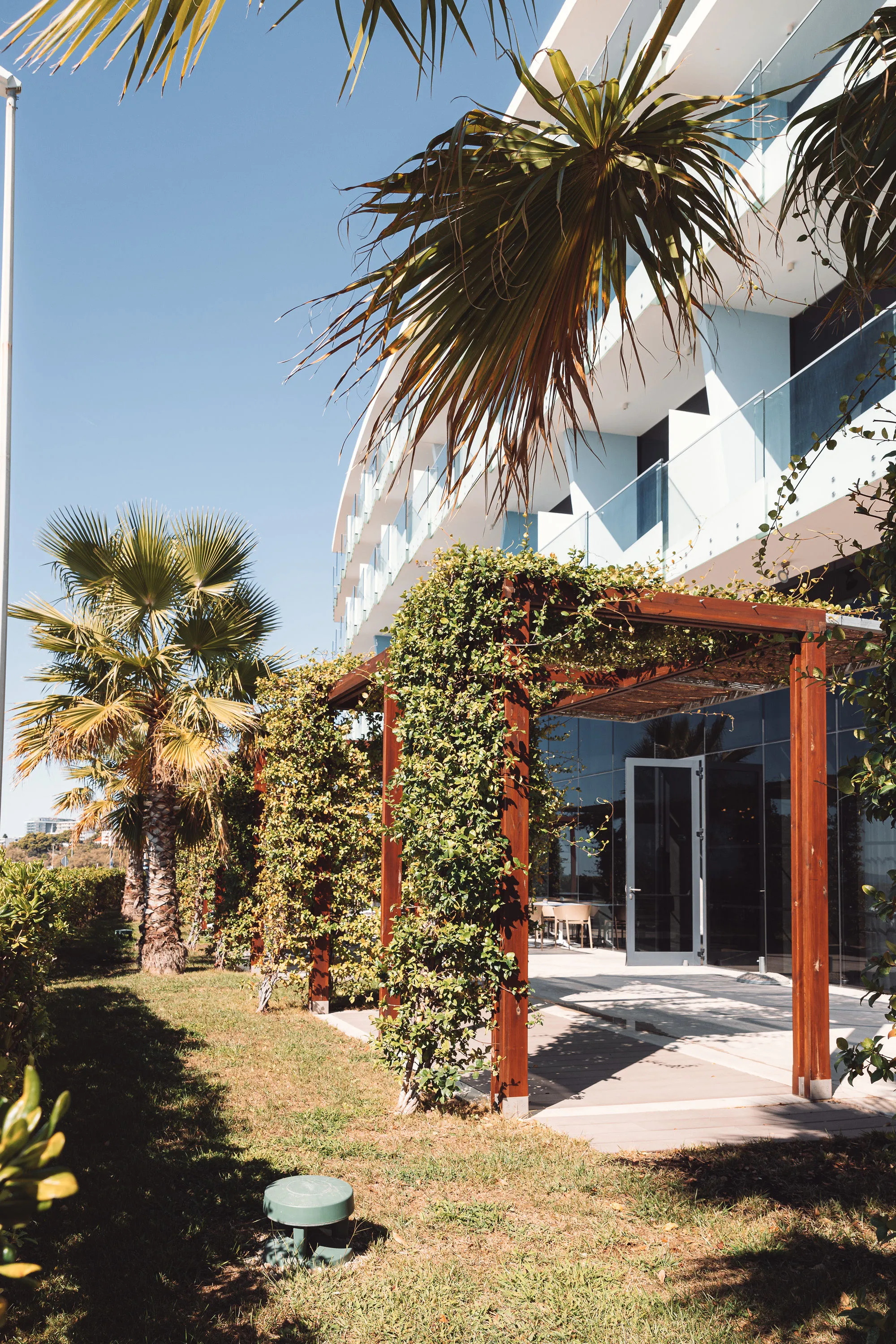 Bossanova × Bose — Hotel Ambassador + Hotel Amphora AV Case Study — amphora interior