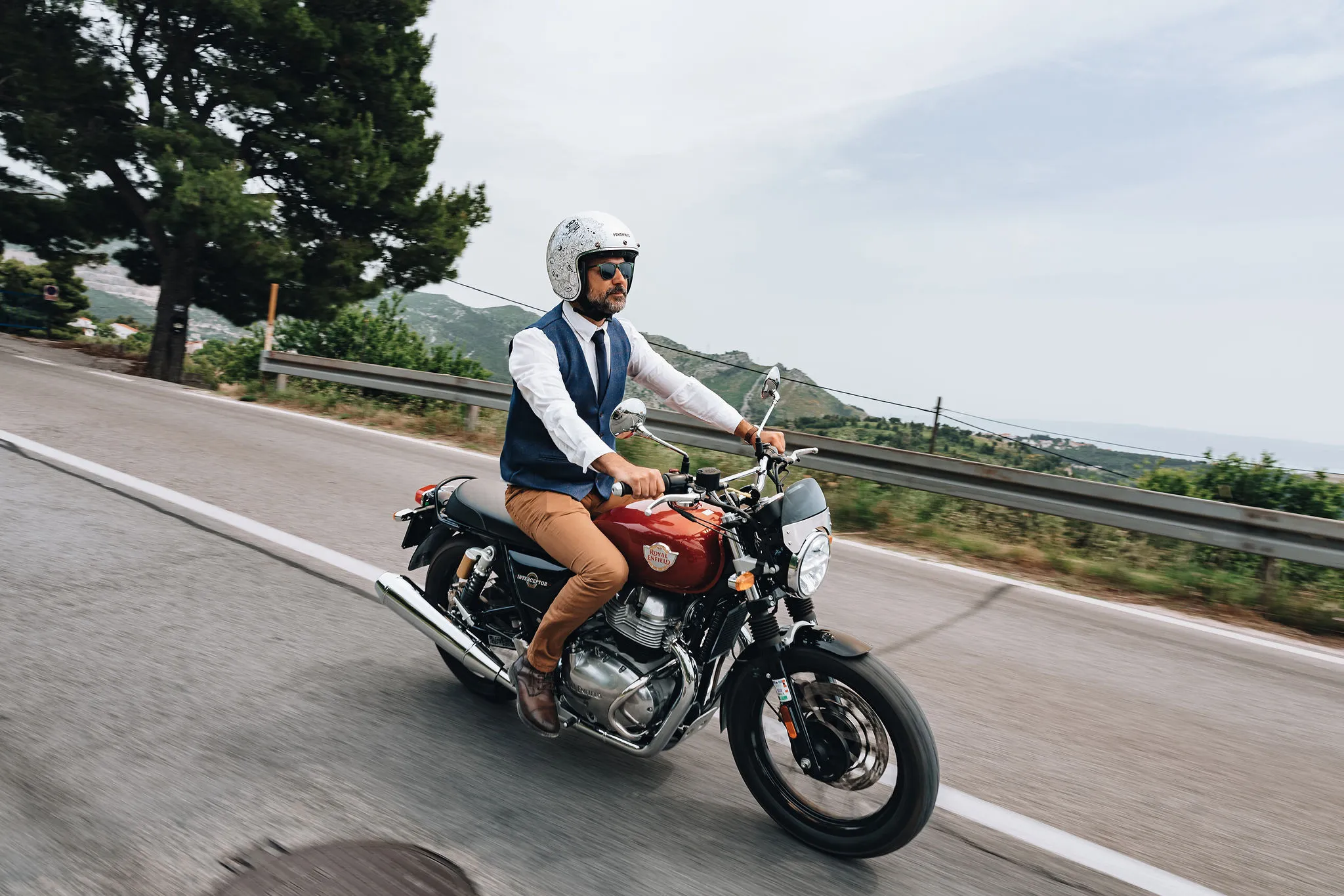 Distinguished Gentleman's Ride — Split 2024 — royal enfield coastal road
