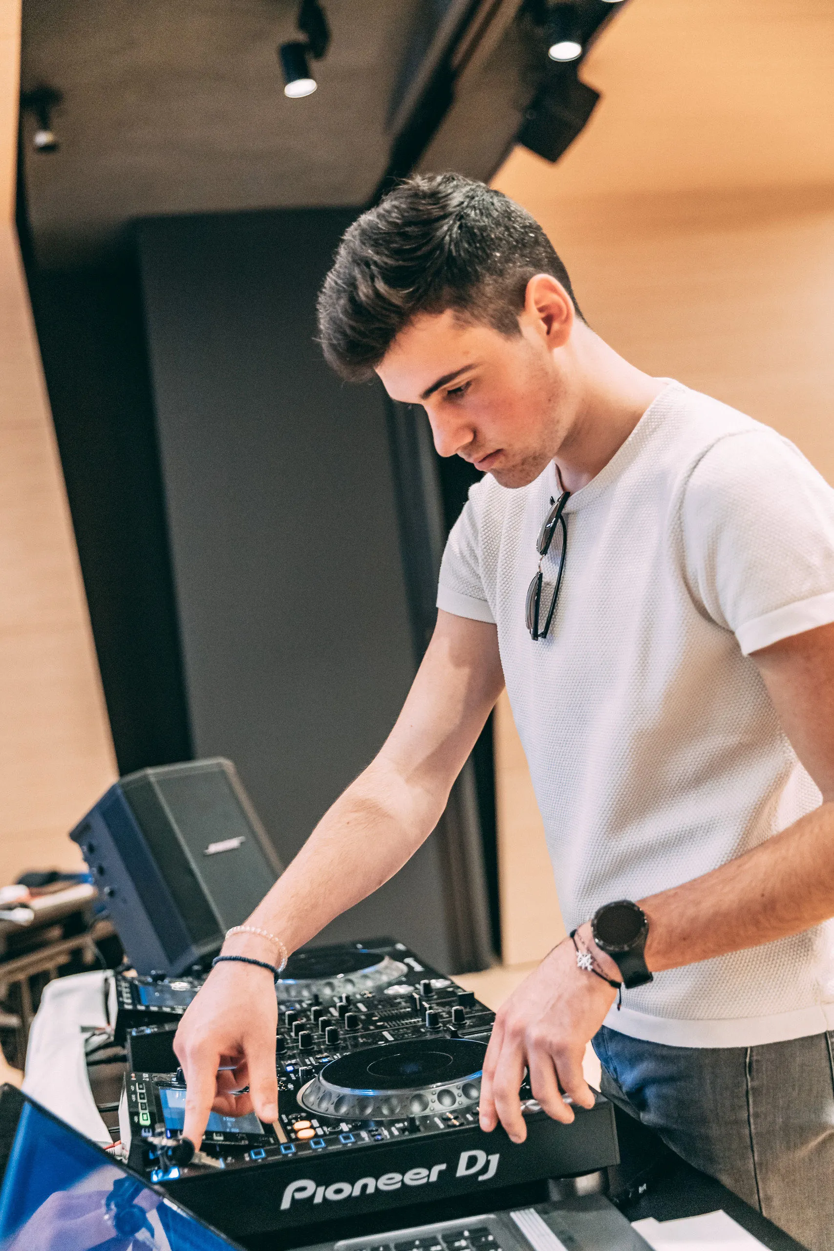 DJ Masterclass — Workshop Series Documentation — instruction