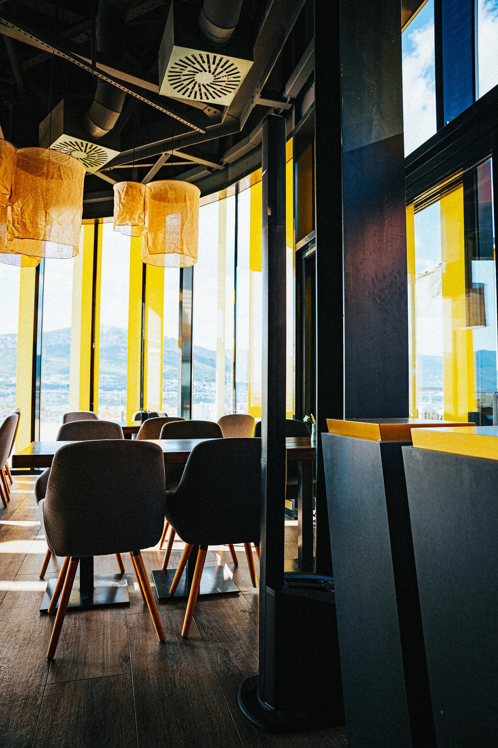 Tin Food & Wine — Bose Speakers, Rooftop Restaurant Split
